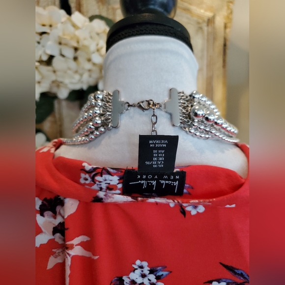 Nicole Miller Coral Red Floral Maxi. XL - Picture 9 of 9